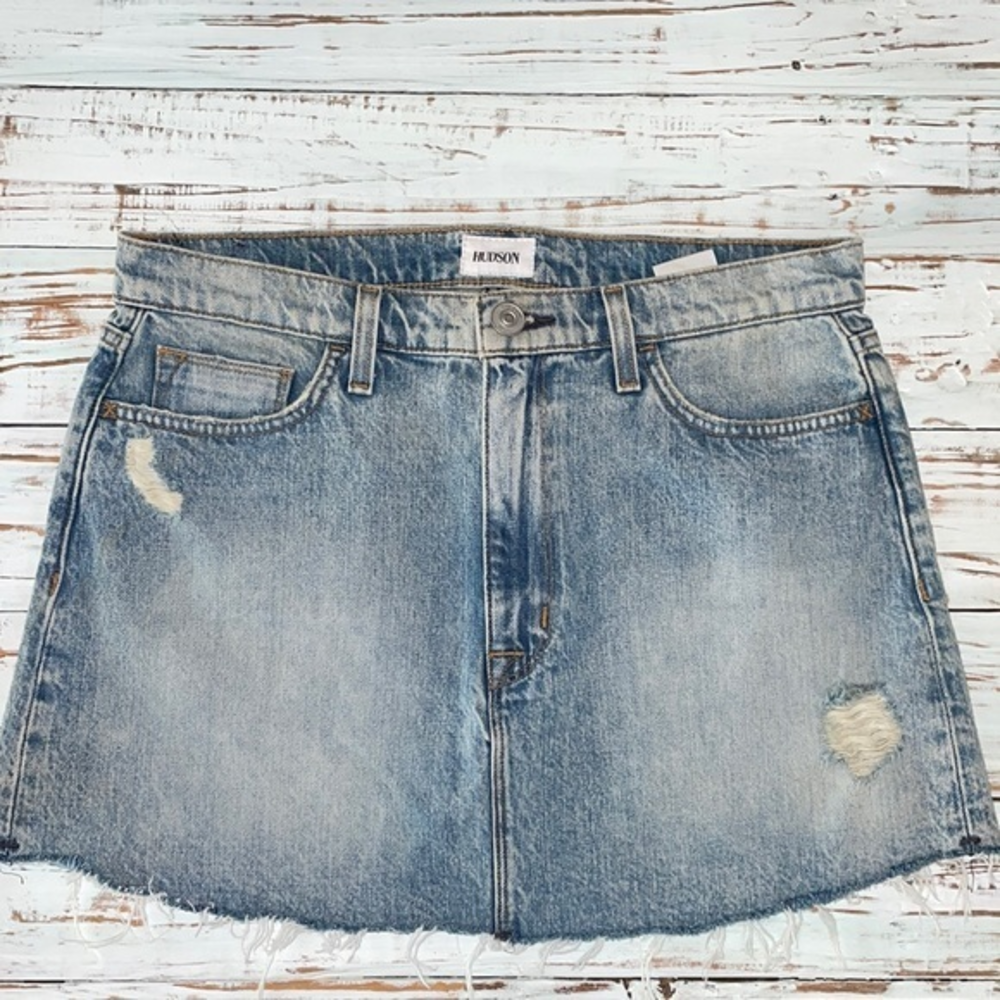 Hudson‎ Vivid Distressed Denim Skirt Size 27